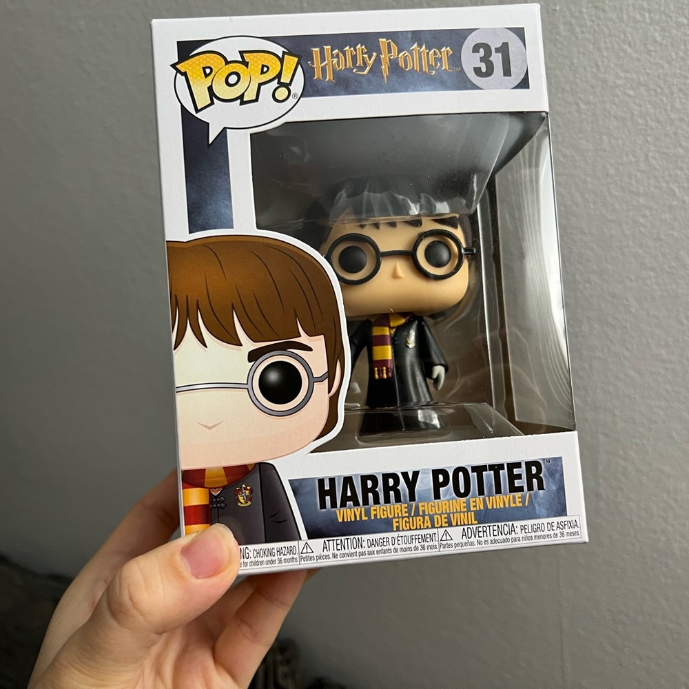 Brand new Funko Pop Harry Potter with Hedwig #31